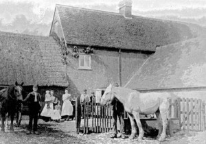 Dancer family at Oakham (Holcombe) Farm.